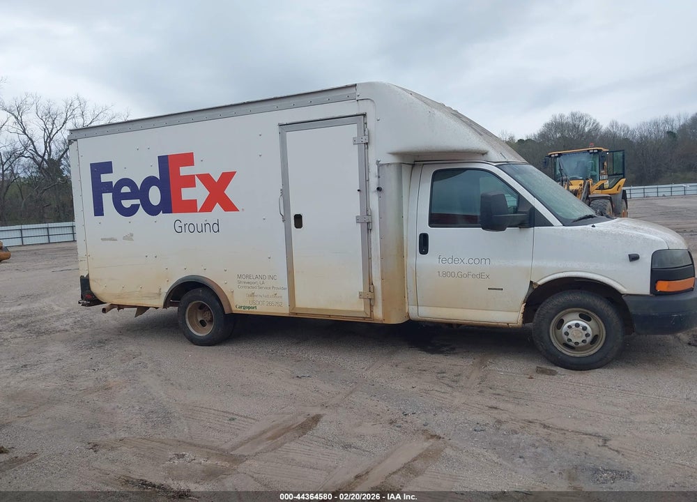 2018 GMC SAVANA CUTAWAY WORK VAN VIN: 1GD37SCG7J1319089