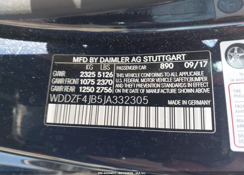 2018 MERCEDES-BENZ E 300 VIN: WDDZF4JB5JA332305