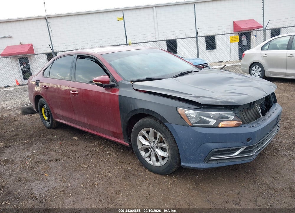 2018 VOLKSWAGEN PASSAT 2.0T R-LINE/2.0T S VIN: 1VWAA7A33JC022302