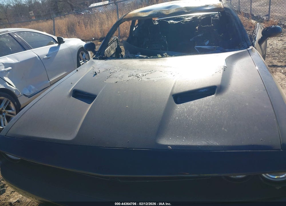 2019 DODGE CHALLENGER SXT VIN: 2C3CDZAG1KH507526
