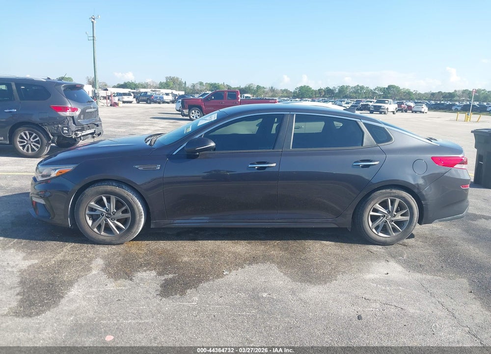 2019 KIA OPTIMA LX VIN: 5XXGT4L31KG294173