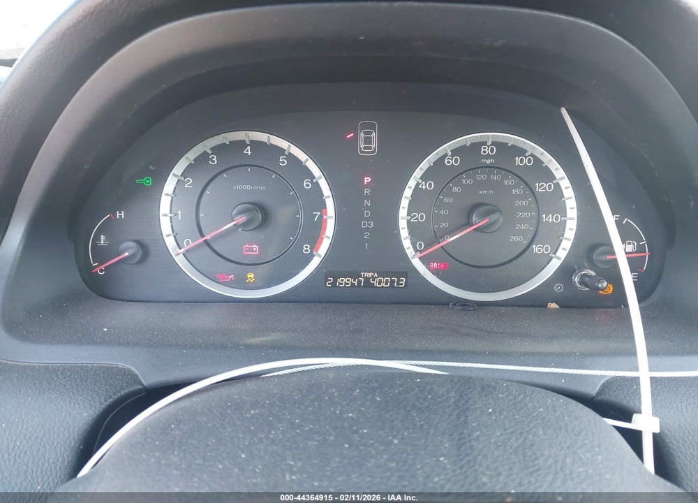 2011 HONDA ACCORD 2.4 LX VIN: 1HGCP2F39BA042283