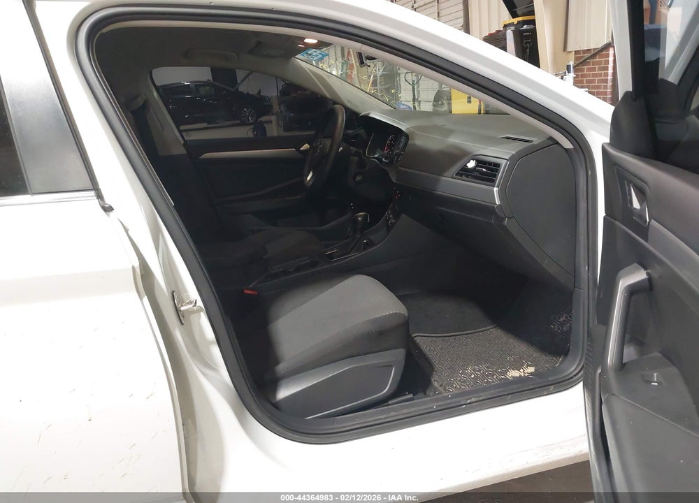 2020 VOLKSWAGEN JETTA 1.4T R-LINE/1.4T S/1.4T SE VIN: 3VWC57BU9LM082977
