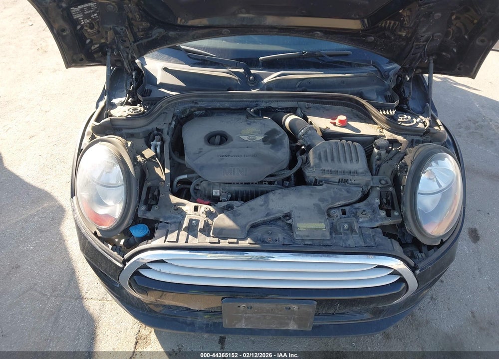 2014 MINI HARDTOP COOPER VIN: WMWXM5C51ET932928