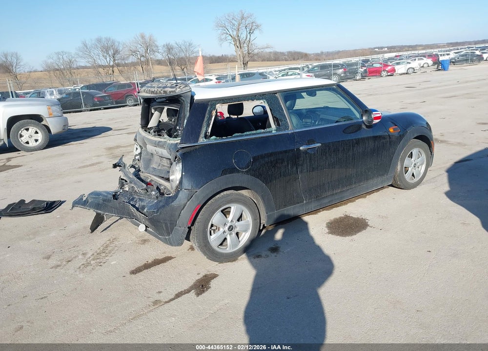 2014 MINI HARDTOP COOPER VIN: WMWXM5C51ET932928