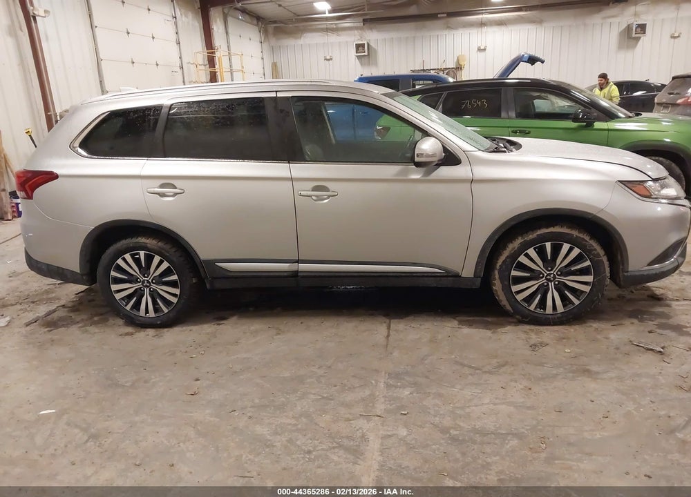 2020 MITSUBISHI OUTLANDER VIN: JA4AZ3A34LZ024008