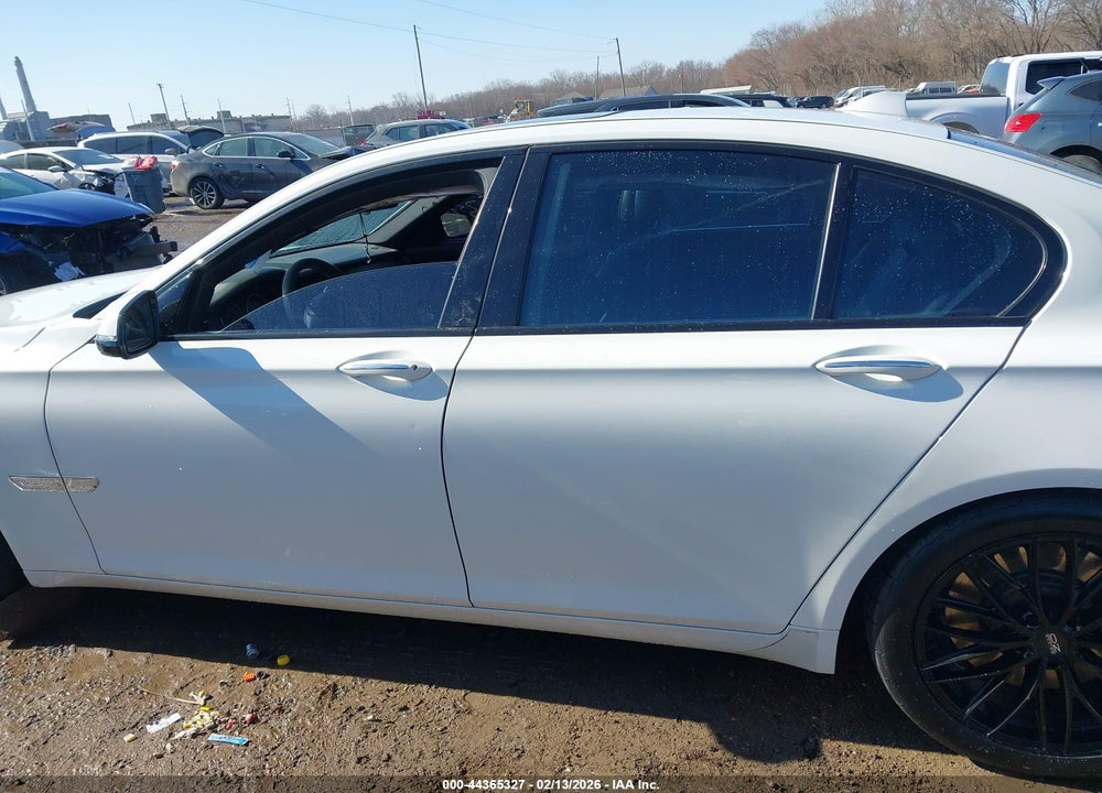 2013 BMW 750I XDRIVE VIN: WBAYB6C58DD223812