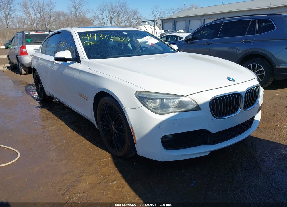 2013 BMW 750I XDRIVE VIN: WBAYB6C58DD223812