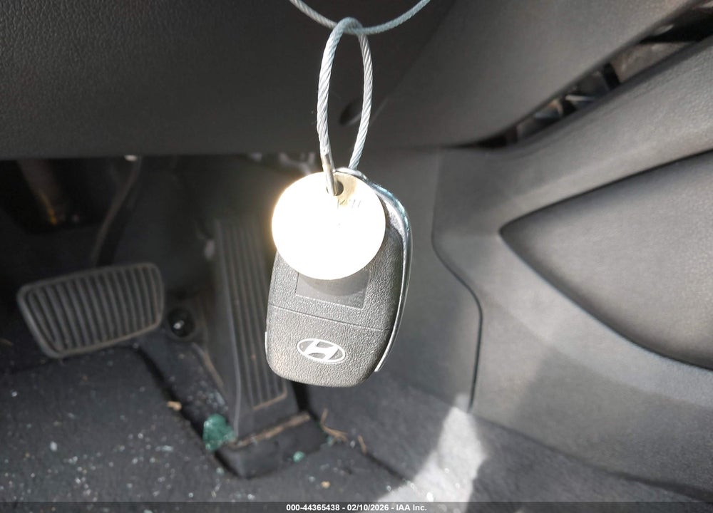 2018 HYUNDAI TUCSON SE VIN: KM8J23A49JU626525
