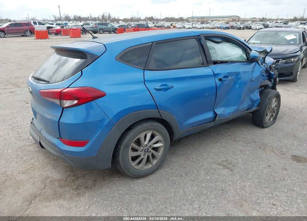 2018 HYUNDAI TUCSON SE VIN: KM8J23A49JU626525