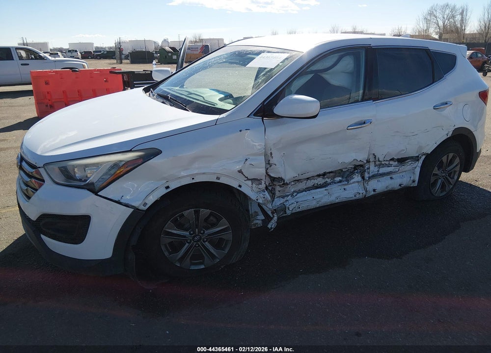 2016 HYUNDAI SANTA FE SPORT 2.4L VIN: 5XYZTDLB9GG319100
