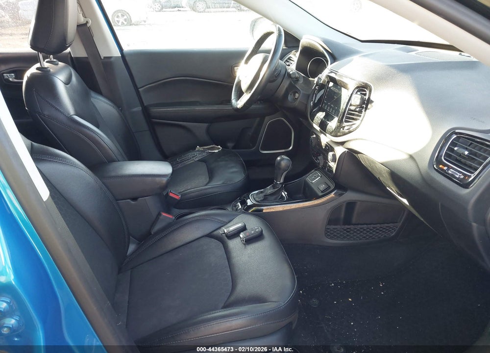 2019 JEEP COMPASS ALTITUDE FWD VIN: 3C4NJCBB5KT658907