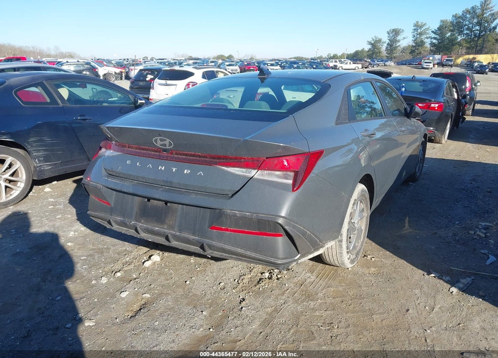 2024 HYUNDAI ELANTRA SE VIN: KMHLL4DG9RU660879