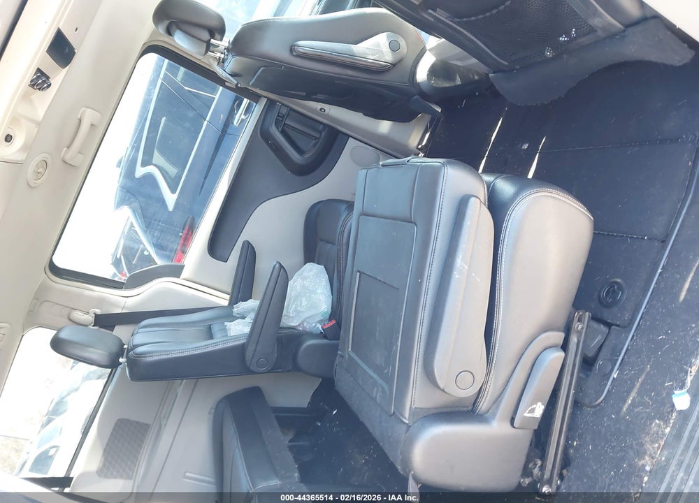 2012 CHRYSLER TOWN & COUNTRY TOURING VIN: 2C4RC1BG7CR304886