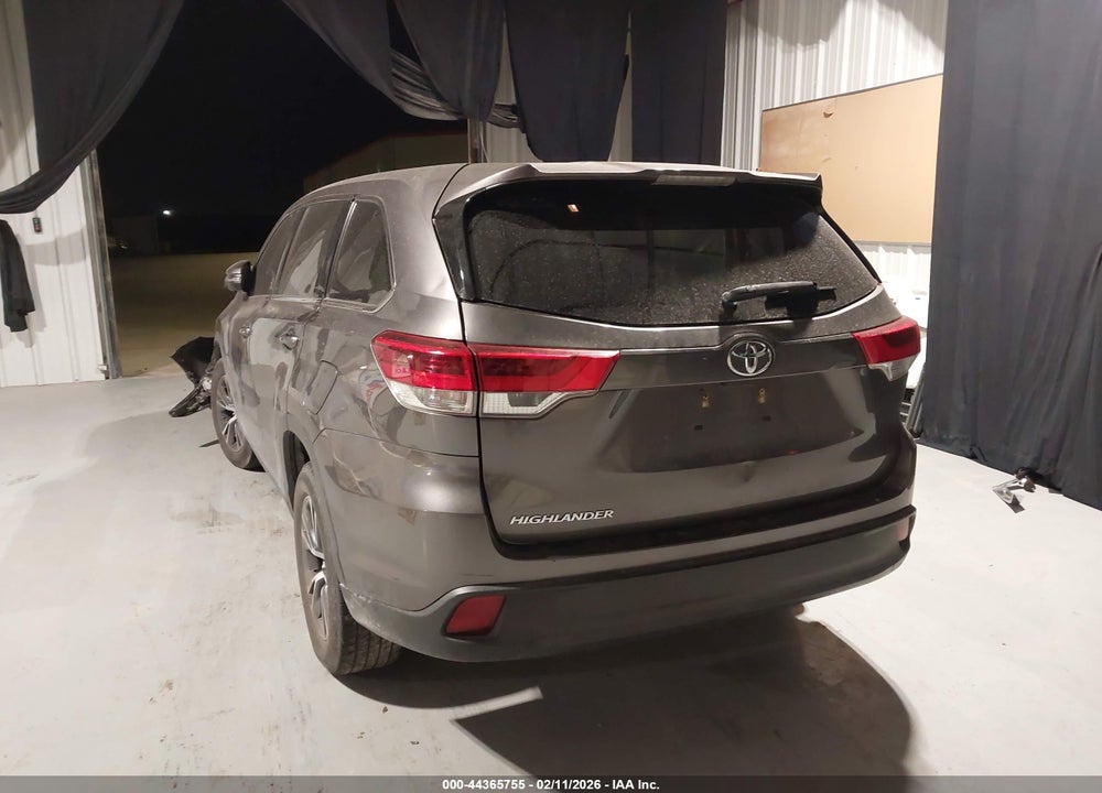 2019 TOYOTA HIGHLANDER LE VIN: 5TDZARFH2KS056317