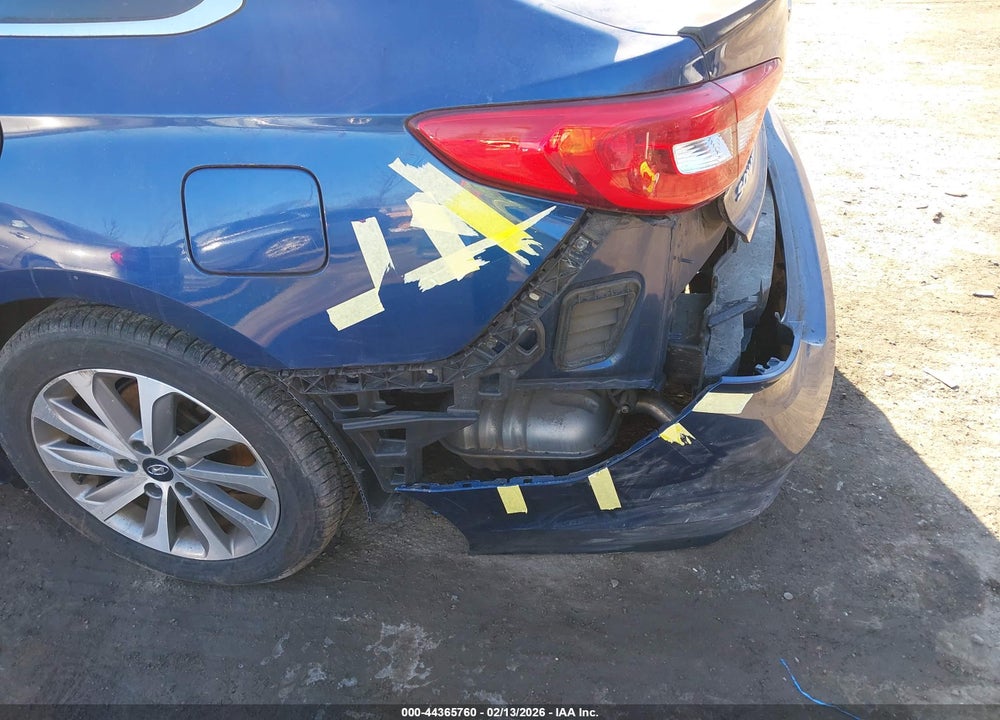 2015 HYUNDAI SONATA SPORT VIN: 5NPE34AF0FH114082