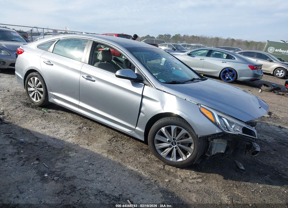 2015 HYUNDAI SONATA SPORT VIN: 5NPE34AF9FH105039