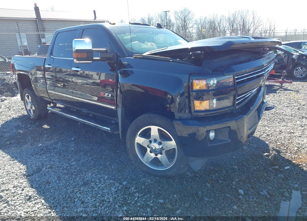 2018 CHEVROLET SILVERADO 2500HD LTZ VIN: 1GC1KWEYXJF211477