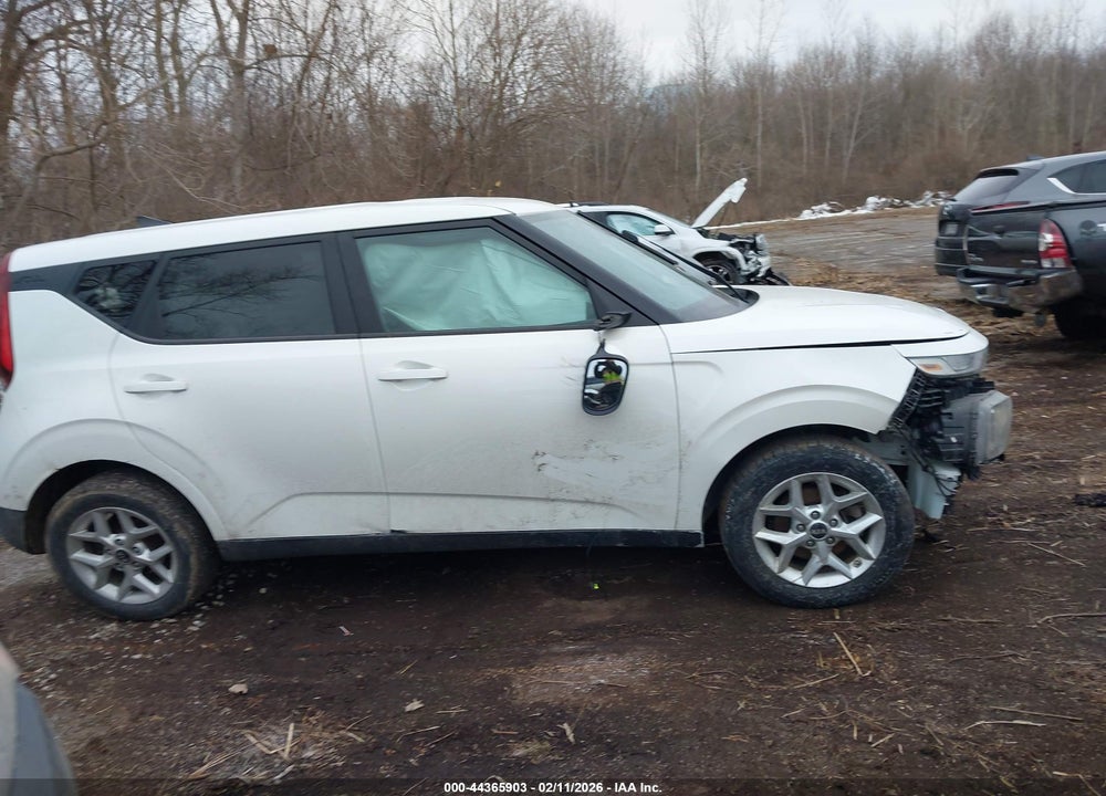 2020 KIA SOUL S VIN: KNDJ23AU2L7713141