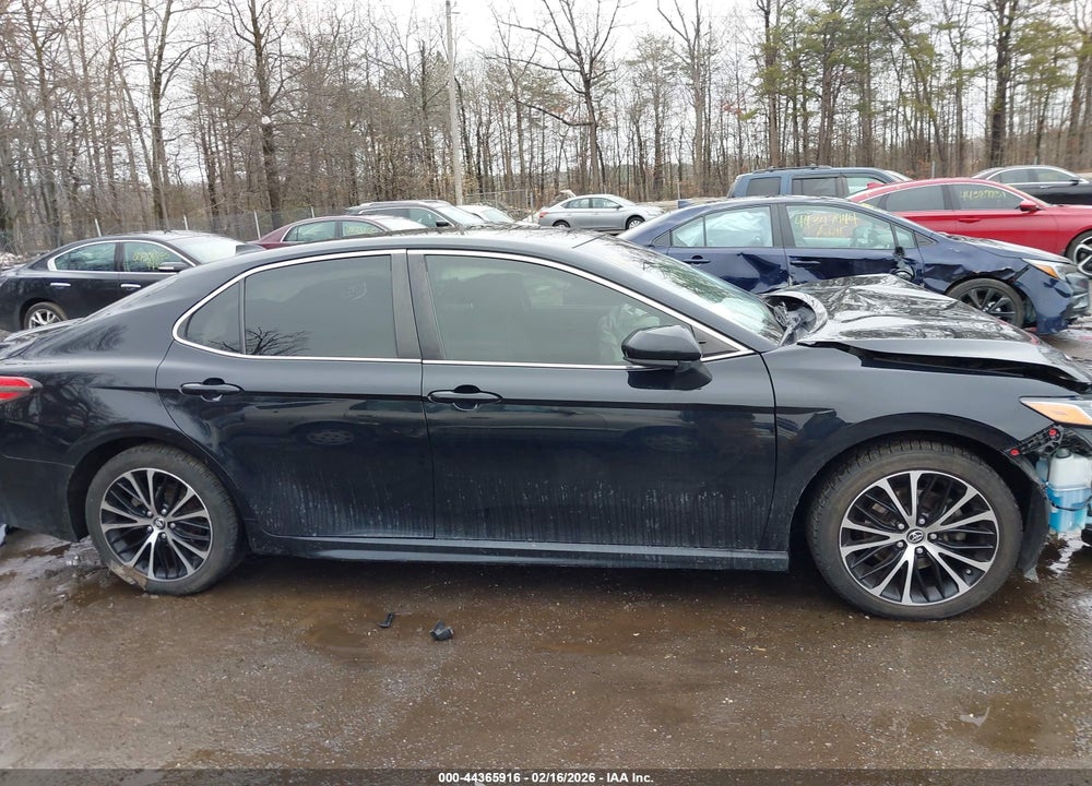 2018 TOYOTA CAMRY SE VIN: JTNB11HK6J3038412