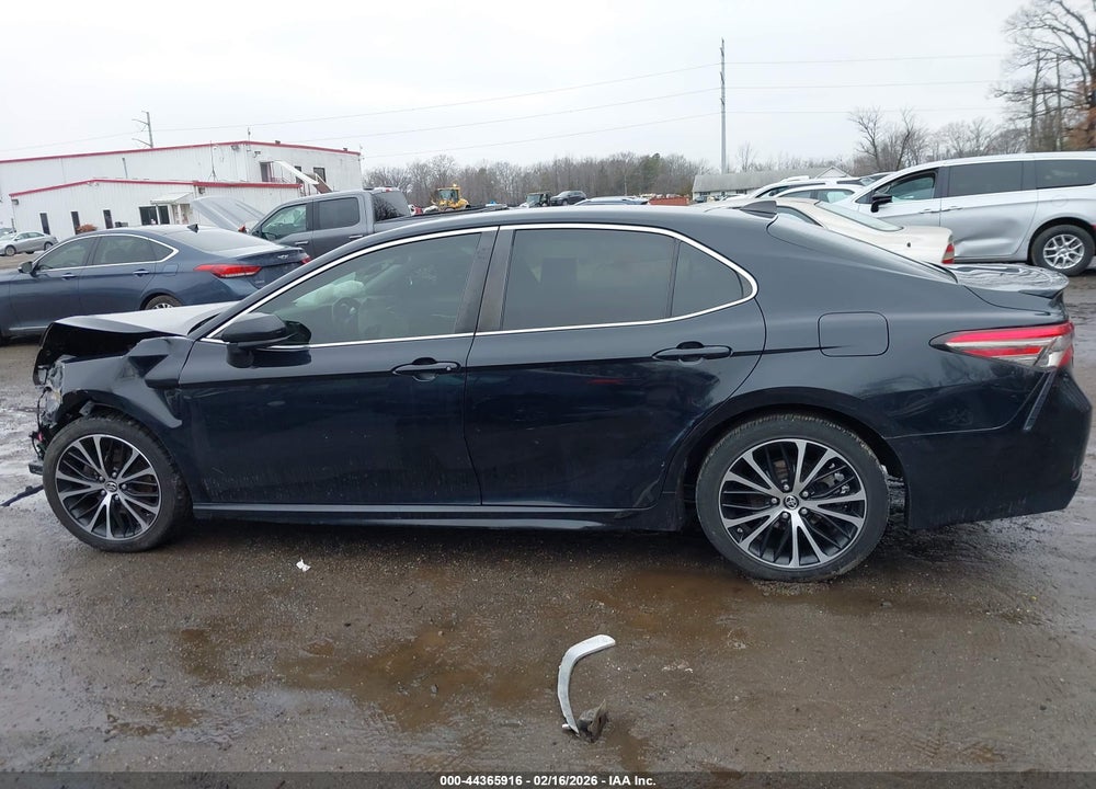 2018 TOYOTA CAMRY SE VIN: JTNB11HK6J3038412