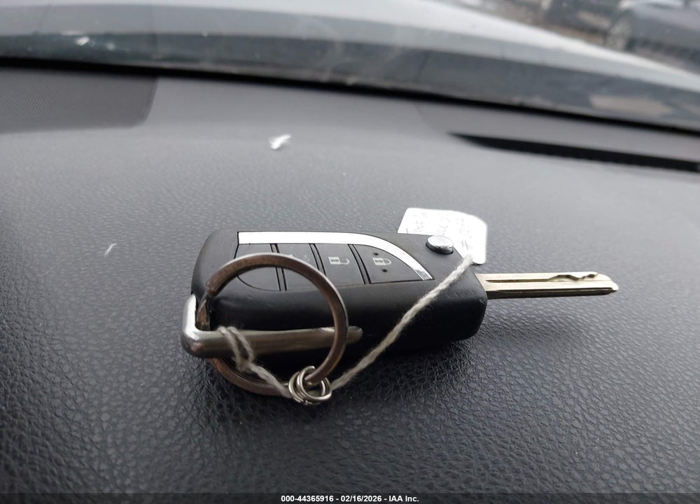 2018 TOYOTA CAMRY SE VIN: JTNB11HK6J3038412