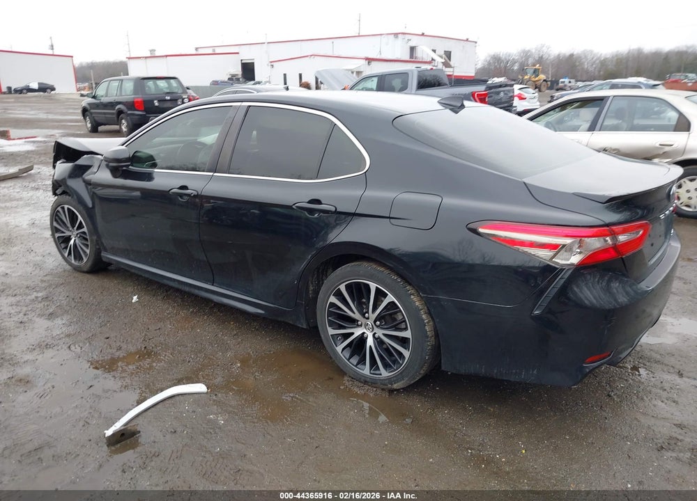 2018 TOYOTA CAMRY SE VIN: JTNB11HK6J3038412