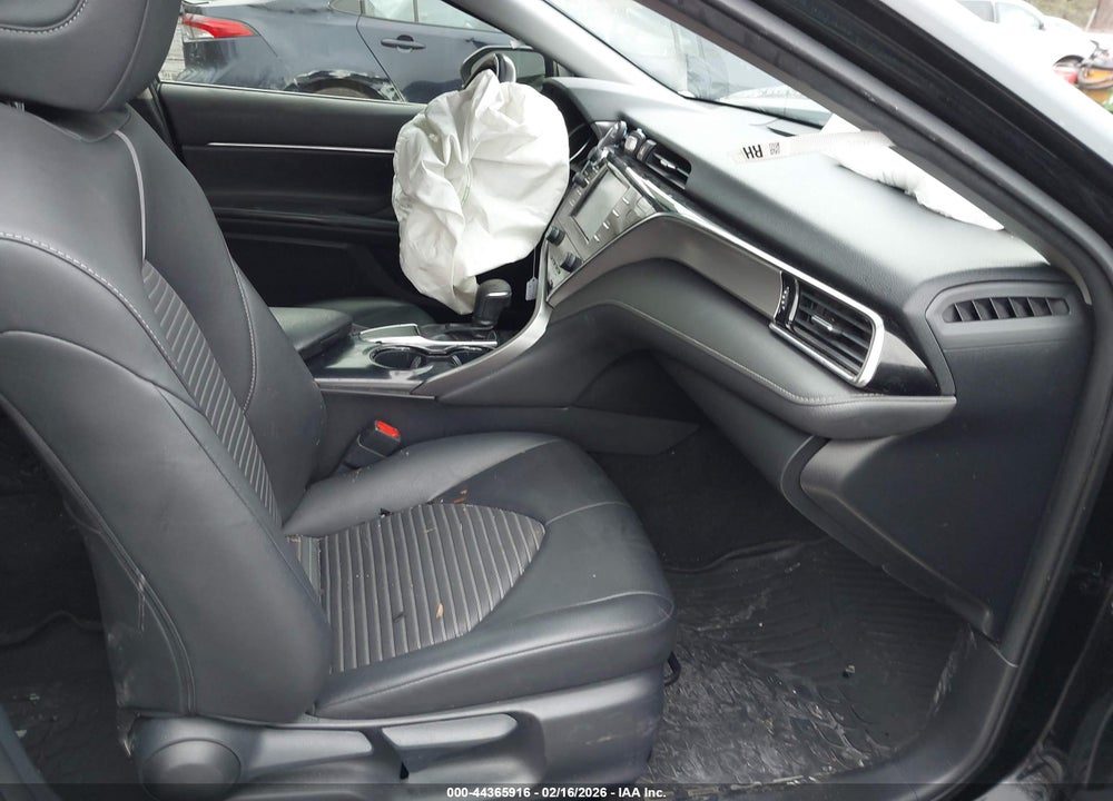 2018 TOYOTA CAMRY SE VIN: JTNB11HK6J3038412