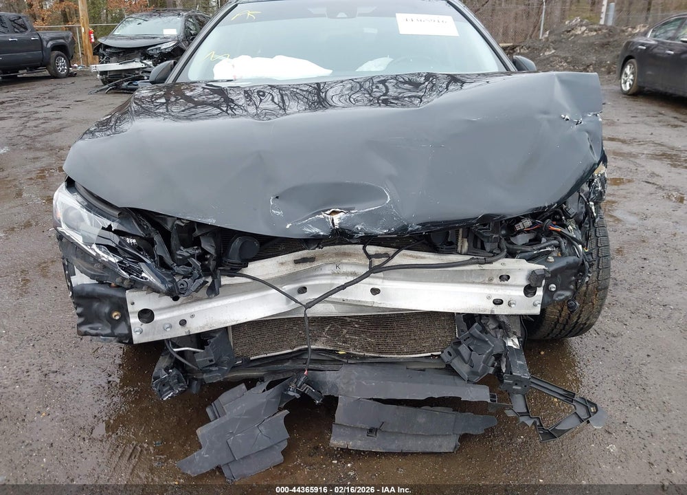 2018 TOYOTA CAMRY SE VIN: JTNB11HK6J3038412