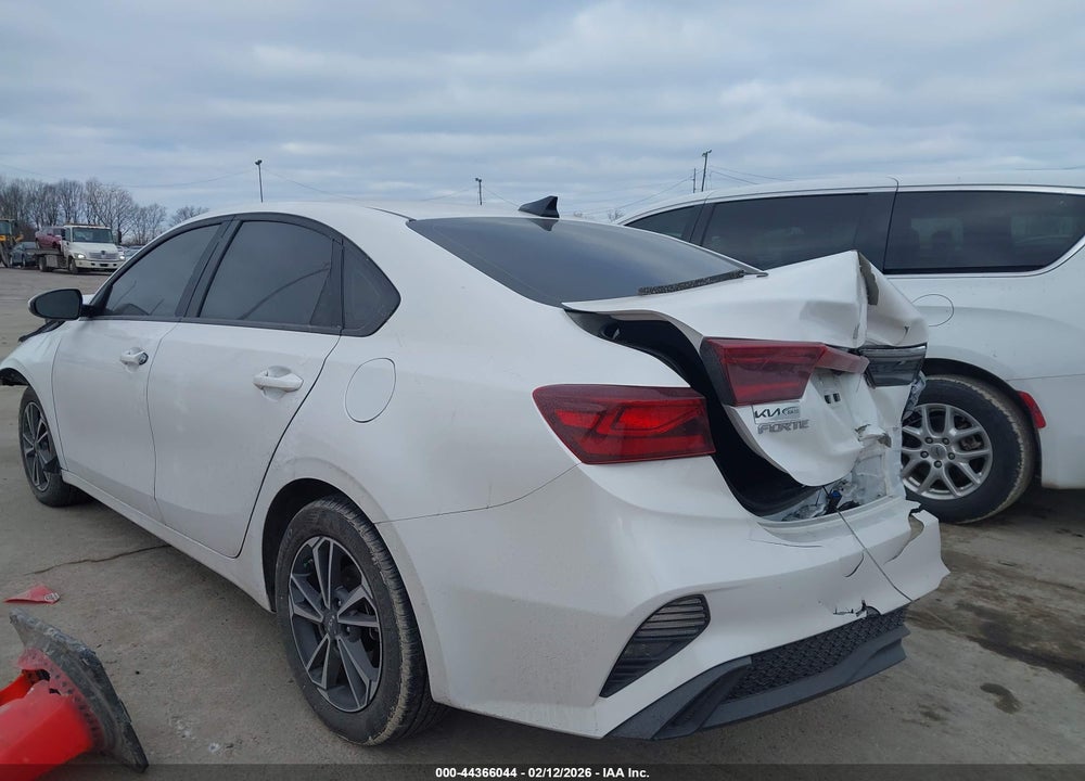 2024 KIA FORTE LXS VIN: 3KPF24AD7RE728545