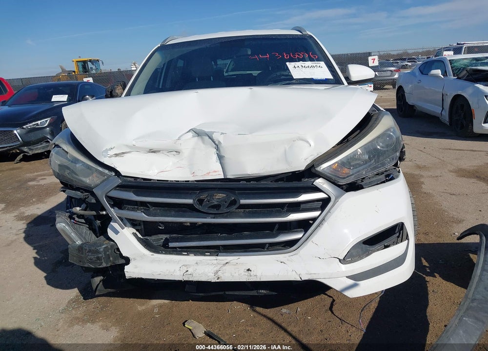 2018 HYUNDAI TUCSON SEL VIN: KM8J33A48JU713927