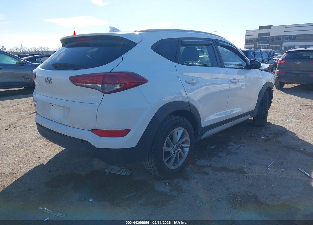 2018 HYUNDAI TUCSON SEL VIN: KM8J33A48JU713927