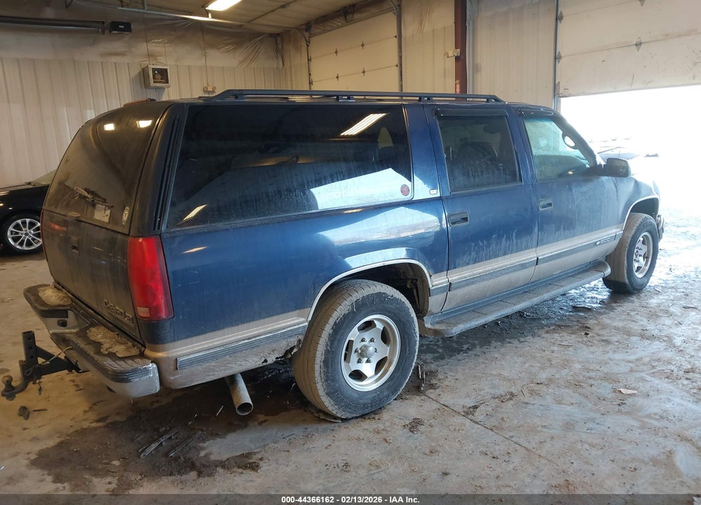 1999 CHEVROLET SUBURBAN 1500 LT VIN: 1GNFK16R3XJ434456