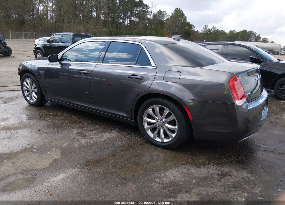 2017 CHRYSLER 300 LIMITED AWD VIN: 2C3CCARG1HH610270