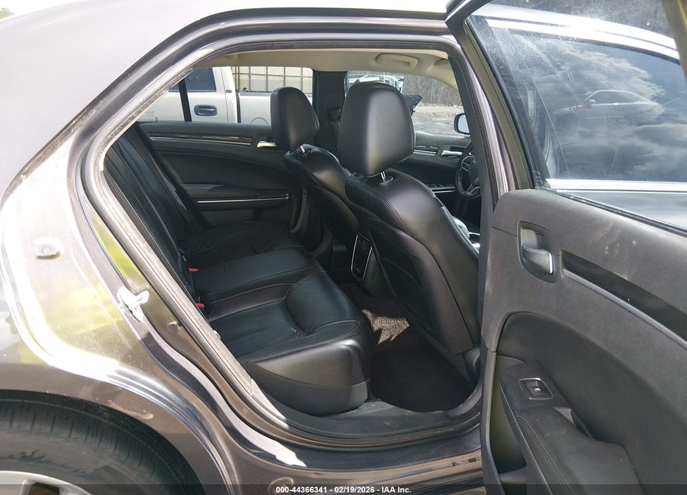 2017 CHRYSLER 300 LIMITED AWD VIN: 2C3CCARG1HH610270