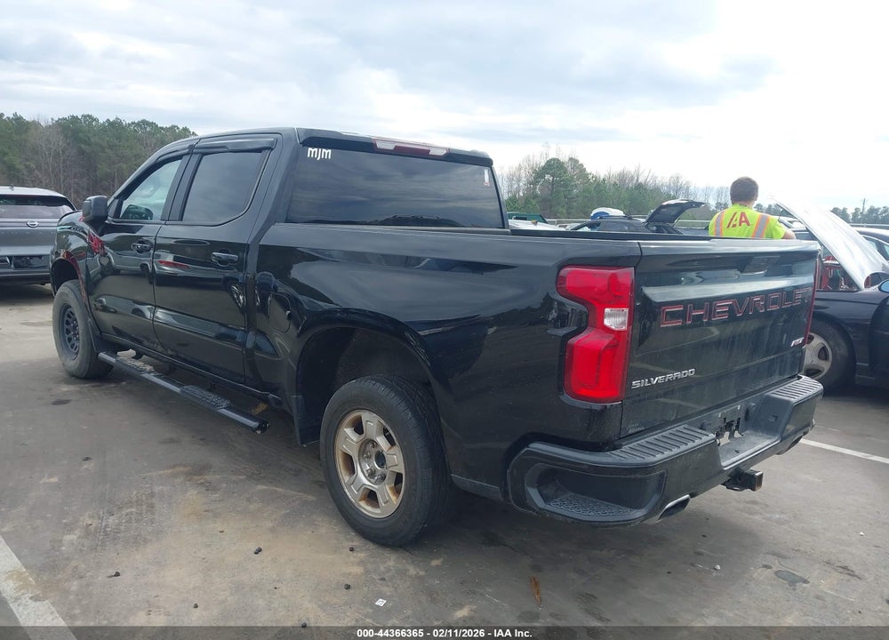 2021 CHEVROLET SILVERADO 1500 4WD  SHORT BED RST VIN: 3GCUYEED7MG388056