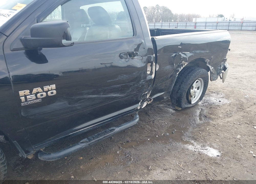 2019 RAM 1500 CLASSIC TRADESMAN  4X2 6'4 BOX VIN: 3C6JR6AG2KG657686