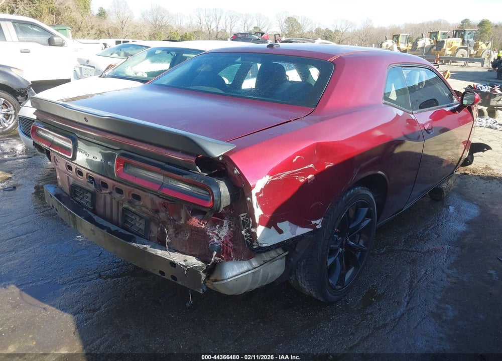 2018 DODGE CHALLENGER SXT VIN: 2C3CDZAG3JH332646
