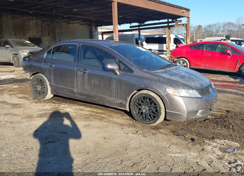 2011 HONDA CIVIC LX VIN: 2HGFA1F5XBH538849
