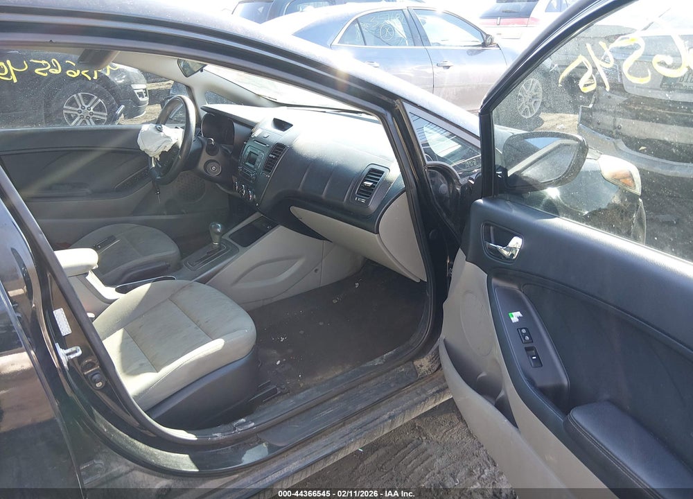 2016 KIA FORTE LX VIN: KNAFK4A61G5539980