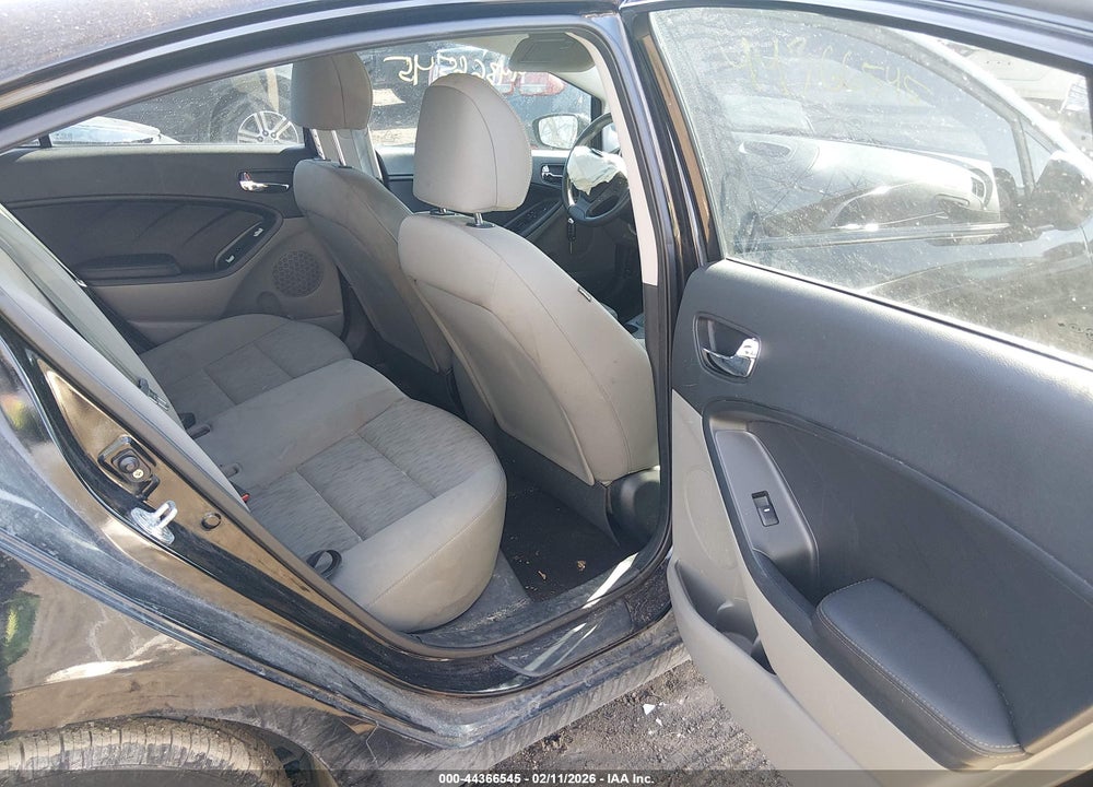 2016 KIA FORTE LX VIN: KNAFK4A61G5539980
