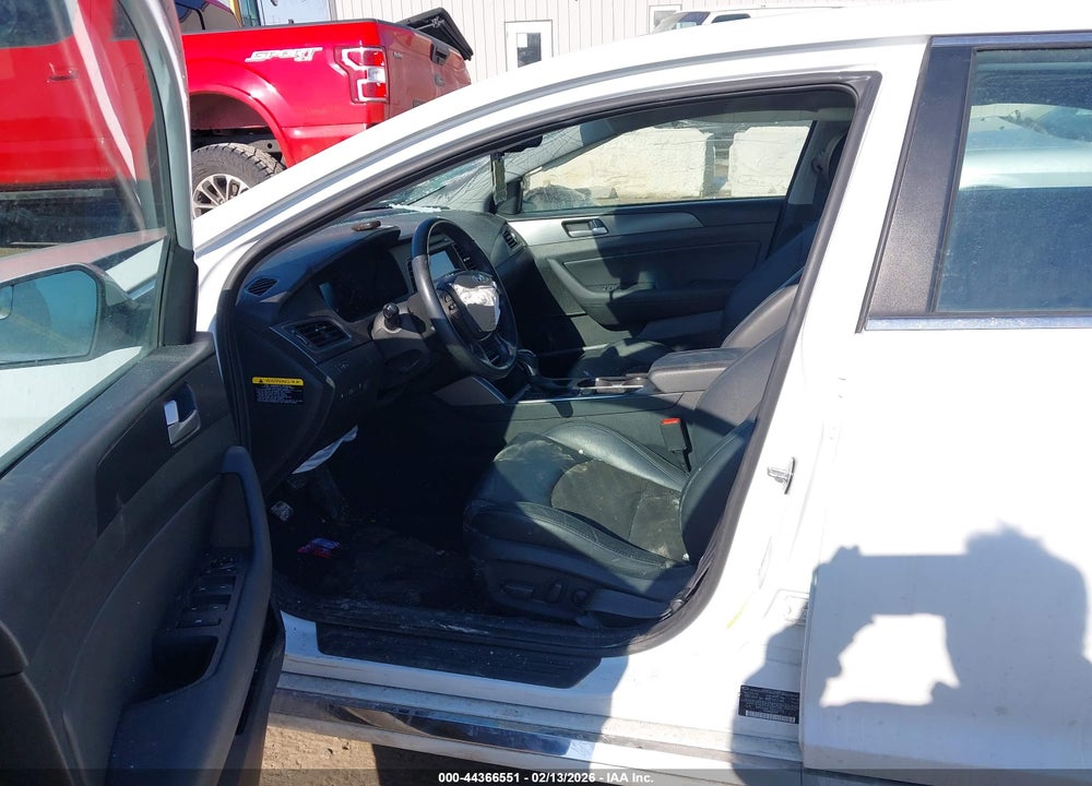 2016 HYUNDAI SONATA SPORT VIN: 5NPE34AF7GH429110