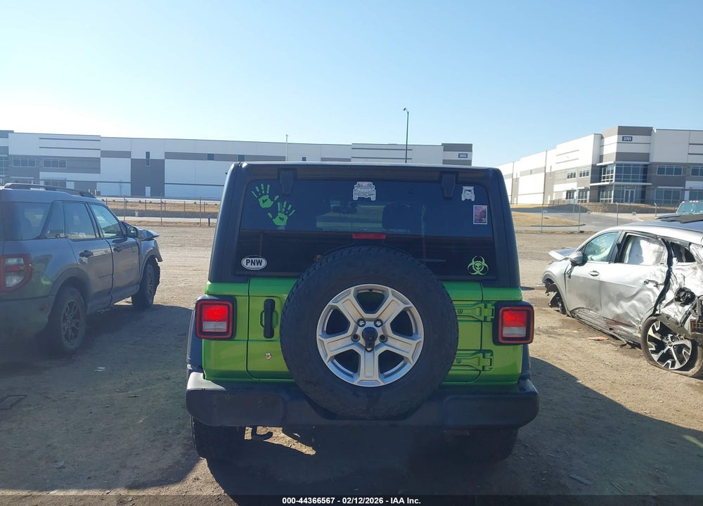 2018 JEEP WRANGLER UNLIMITED SPORT S 4X4 VIN: 1C4HJXDG2JW301142