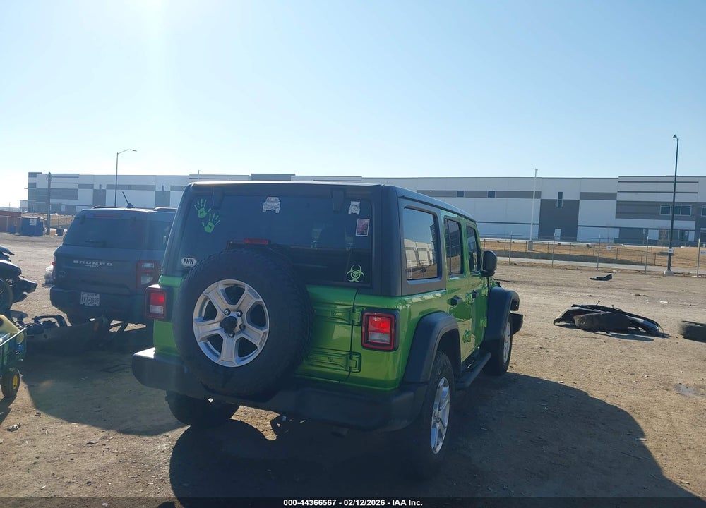 2018 JEEP WRANGLER UNLIMITED SPORT S 4X4 VIN: 1C4HJXDG2JW301142