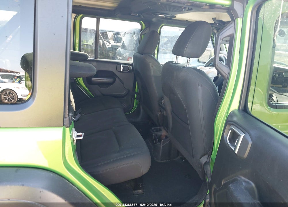 2018 JEEP WRANGLER UNLIMITED SPORT S 4X4 VIN: 1C4HJXDG2JW301142