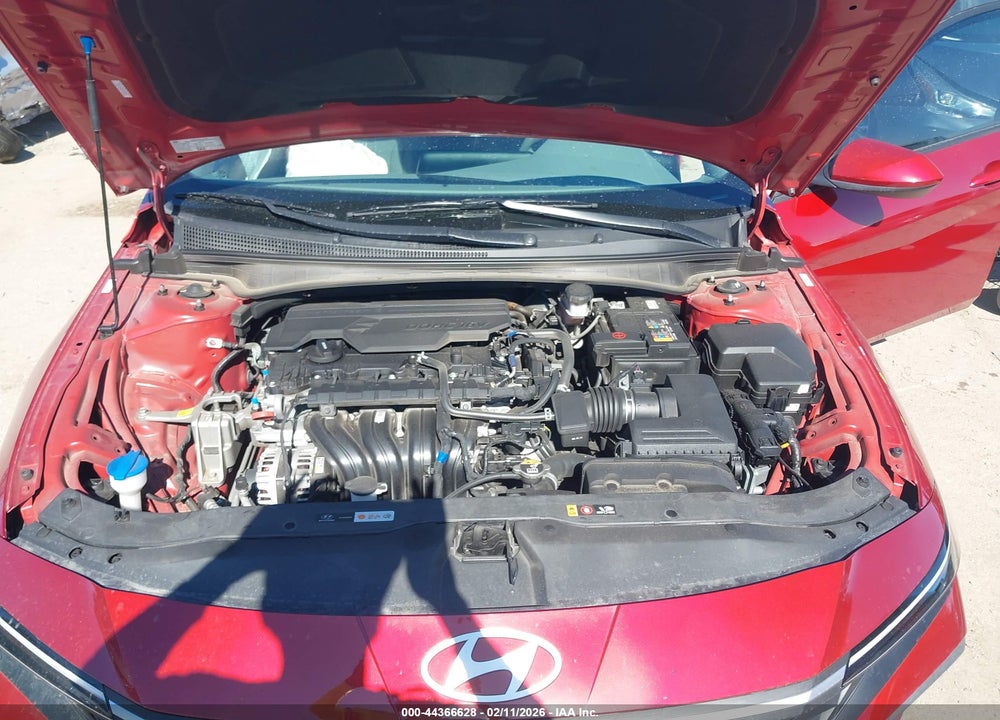 2024 HYUNDAI ELANTRA SEL VIN: KMHLM4DG3RU760392