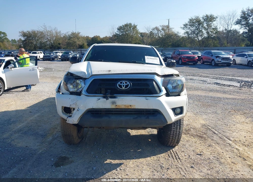 2014 TOYOTA TACOMA BASE V6 VIN: 5TFLU4EN2EX100175