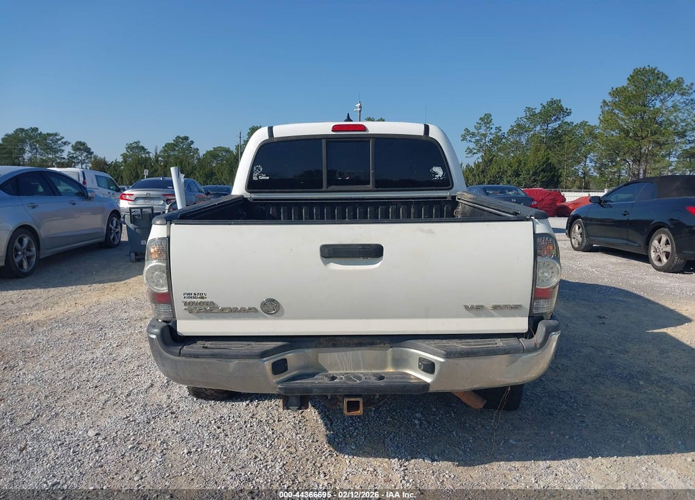 2014 TOYOTA TACOMA BASE V6 VIN: 5TFLU4EN2EX100175
