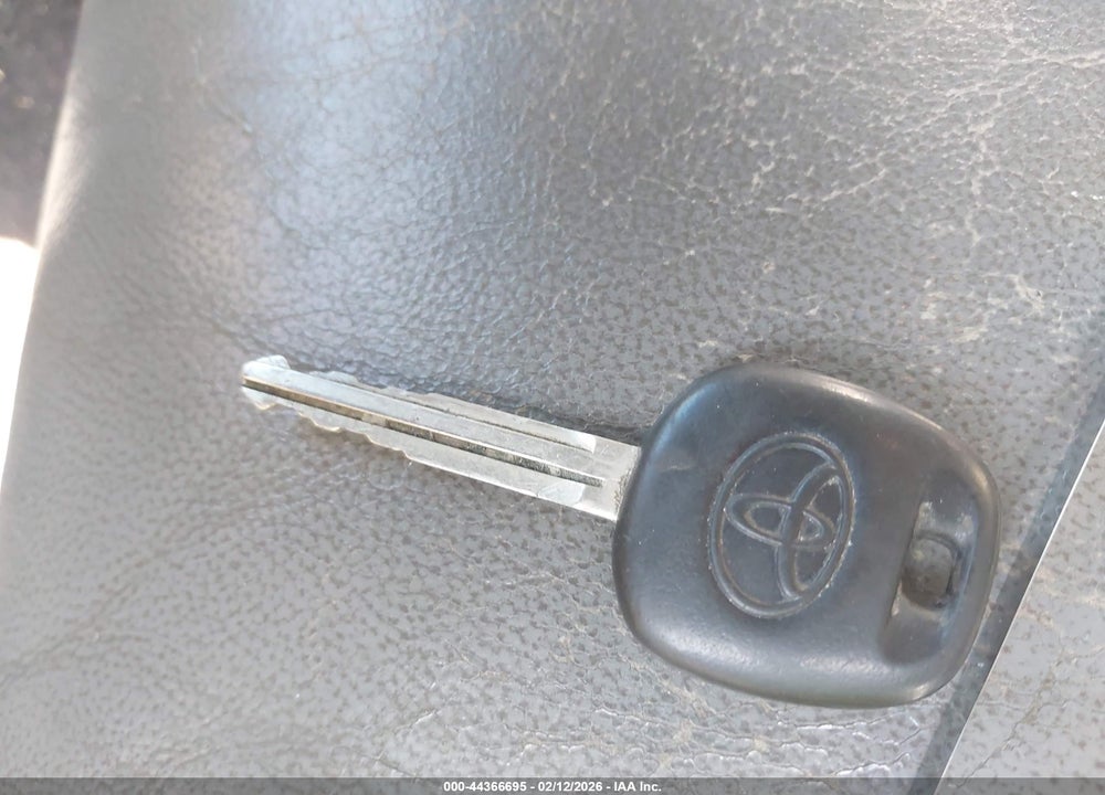 2014 TOYOTA TACOMA BASE V6 VIN: 5TFLU4EN2EX100175