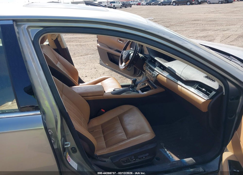 2016 LEXUS ES 350 VIN: JTHBK1GG0G2221090